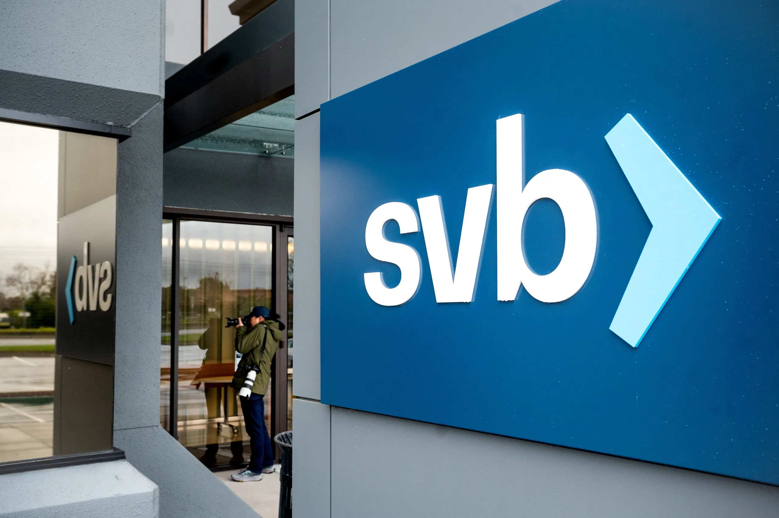 SVB Executives Sold $84 Million in a Clear case of Insider Trading!